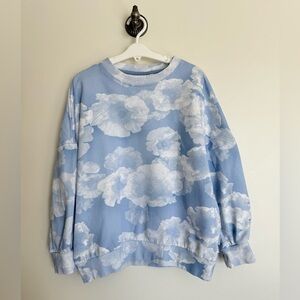 Molo Girl’s cotton sweatshirt. Blue color with flowers. Size 152 (12y.o).